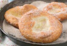Le frittelle del luna park le puoi anche fare senza glutine in soli 10 minuti, sono morbidissime praticamente si sciolgono in bocca Frittelle del luna park senza glutine in soli 10 minuti sono morbidissime si sciolgono in bocca Ricettasprint
