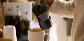 Tre trucchi fantastici per pulire al meglio la caffettiera: così la farai diventare eterna - RicettaSprint