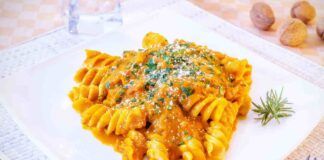 Pasta al ragù di zucca, zero sbatti e un risultato esplosivo Ricettasprint