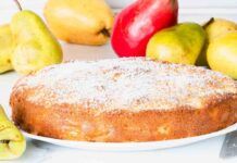 Torta casareccia con pere e noci: oggi faccio merenda con i sapori dell'autunno che mi ricordano nonna!
