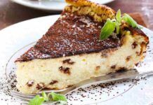 Cheesecake riposata di ricotta: si prepara la sera per la colazione del giorno dopo, una cremosità senza pari!