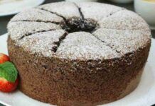 Senza zucchero, zero calorie ma golosità extra: con il ciambellone fluffy all'acqua e mele perdo chili senza soffrire!