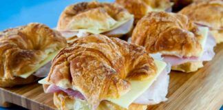 Cornettini salati al latte: per grandi buffet ed aperitivi sorprendenti, un impasto facile facile che puoi fare anche tu!