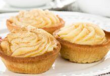 Tartellette con le noci e la crema: altro che merenda, con questa ricetta ti sembrerà di stare in pasticceria!