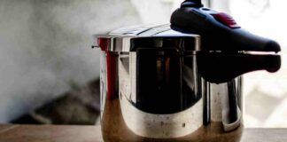 Carne cotta nella pentola a pressione, ancora oggi tutti commettono questo errore, così sarai costretto a buttarla via - RicettaSprint