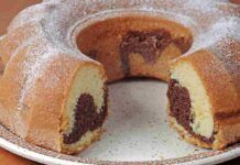 Ciambella bicolore al cacao senza glutine, morbida e golosa conquisterà tutti, perfetta per la colazione di tutta la famiglia Ciambella bicolore al cacao senza glutine Ricettasprint