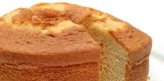 Ciambellone in crosta zuccherina: dentro morbidissimo fuori sorprendente!