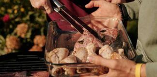 Marinare il pollo è un arte, per farlo nel migliore dei modi ti serve solo questo, così non sbagli più - RicettaSprint
