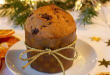Li hai mai preparati i mini panettoni a Natale? Gustosi, soffici e perfetti come segnaposto, la ricetta furba Mini panettoncini al cioccolato Ricettasprint