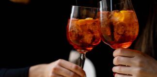 Un brindisi con due Spritz