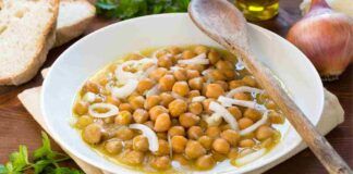 Zuppa di ceci e cipolle