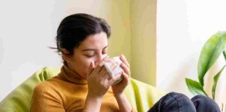 Bevi acqua calda al posto delle tisane - RicettaSprint