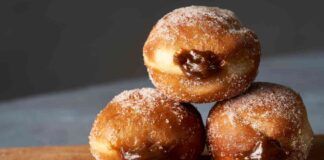 Bombe fritte ripiene a Natale Ricettasprint