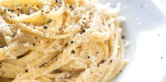 Pasta cacio e pepe