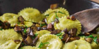 Ravioli senza uova al pesto e melanzane Ricettasprint