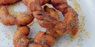 Frittelle di Natale così come vuole la tradizione - RicettaSprint