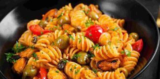 pasta Cozze e pomodorini