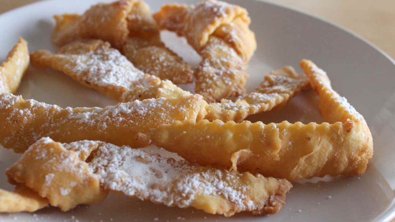 Chiacchiere 3 ingredienti