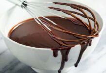 Nessun preparato già pronto all’uso, ti svelo il segreto per una cioccolata calda perfetta, così la trovi solo nei migliori bar! Cioccolata calda del bar