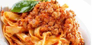 Fettuccine alla bolognese