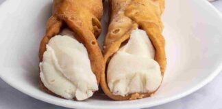Cannoli con la ricotta siciliani - RicettaSprint