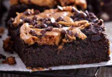 Torta al cioccolato deliziosa con burro di arachidi - RicettaSprint