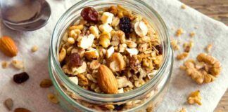 Granola di mandorle - RicettaSprint