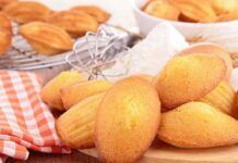Madeleine: dolcetti sofficissimi e graditi a tutte le ore, sostituiscono alla grande pure i soliti biscotti da tè! Madeleine