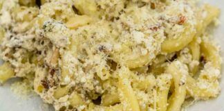 Pasta melanzane formaggio e mandorle Ricetta Sprint