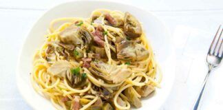Spaghetti con carciofi e pancetta