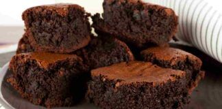 Torta furba al cioccolato - RicettaSprint
