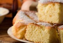 Torta light al latte: sono impazzita dopo il primo assaggio, solo 120 kcal di morbidissima bontà! Torta light al latte