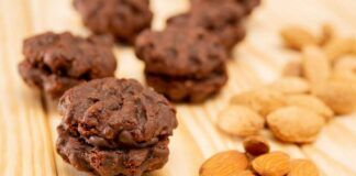 Baci di dama alle mandorle light