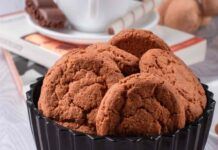 Biscotti da inzuppare al cioccolato