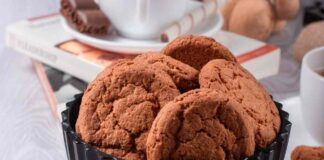 Biscotti da inzuppare al cioccolato