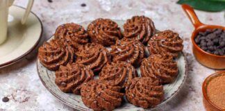 Biscotti montati al cioccolato