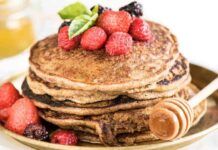 Pancake di farro senza uova