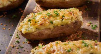 Mi serve un contorno per stasera e ho solo qualche patata, la faccio ripiena e al forno, una vera e propria delizia