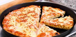 Pizza in teglia croccante