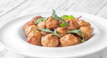 Ho smesso di fare le polpette con il macinato misto o di manzo: ora le faccio solo di carne bianca, sono più digeribili e buonissime