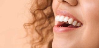 Pulire di denti fuori casa - RicettaSprint