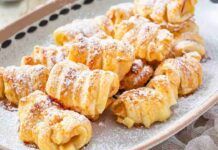 Rotolini di sfoglia alle mele