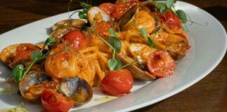 Spaghetti con vongole e gamberi al pomodoro Ricetta Sprint