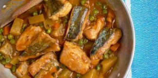 Stufato di tonno con patate e piselli
