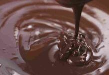 Un classico del carnevale ma con un ingrediente che supera ogni fantasia. Prepara il sanguinaccio alla me Un classico del carnevale ma con un ingrediente che supera ogni fantasia. Prepara il sanguinaccio alla me