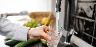 Acqua rubinetto