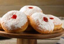 Ciambelle ripiene di marmellata cotte al forno Ricetta Sprint
