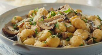 Ma quale pasta al forno, piuttosto fai risottare questi gnocchi, sul figurone puoi scommetterci!