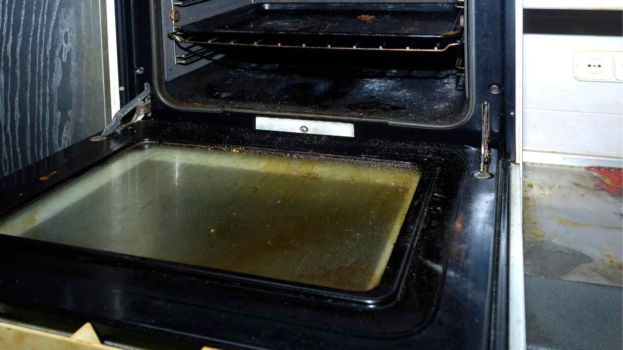 Macchie e puzza olio bruciato nel forno Ricetta Sprint