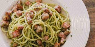 Pasta alla crema di pistacchio e mortadella
